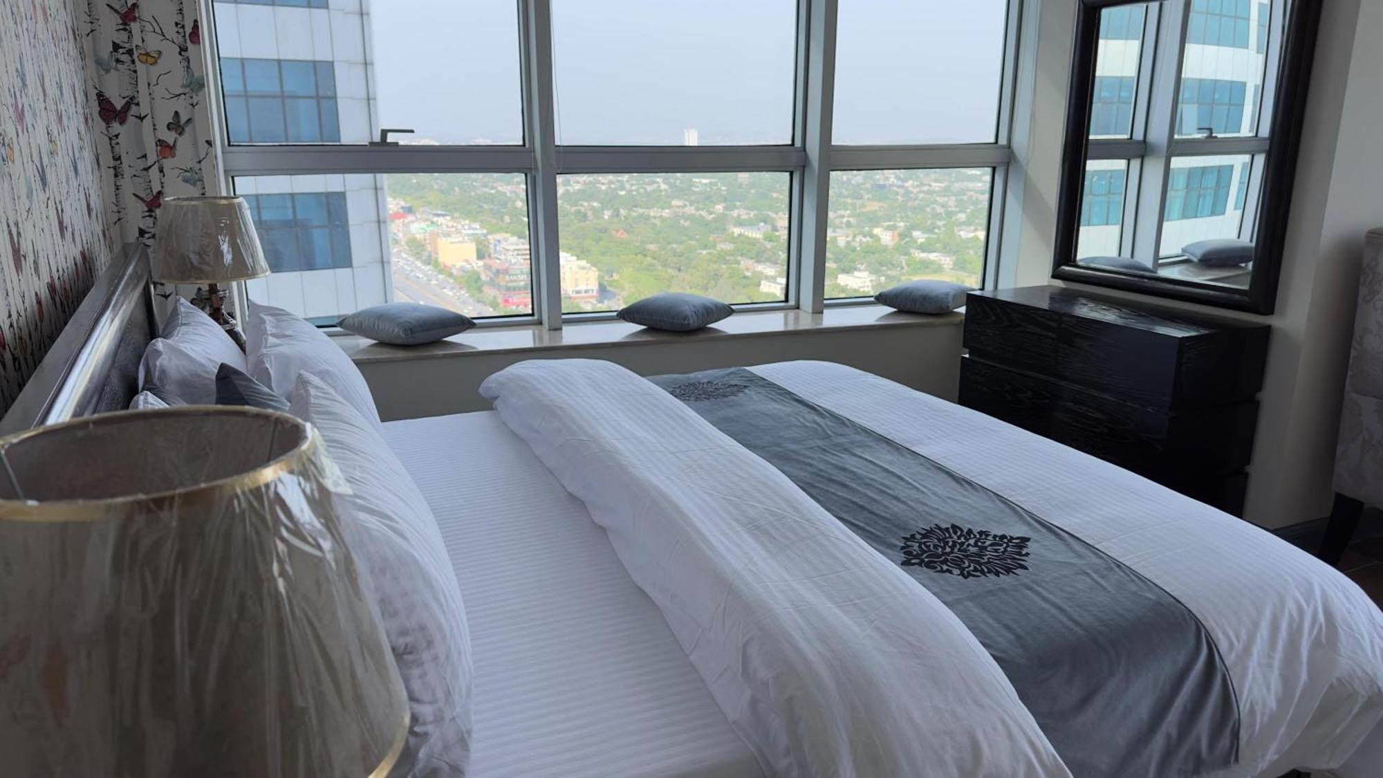 Centaurus Apartments Islamabad Ngoại thất bức ảnh