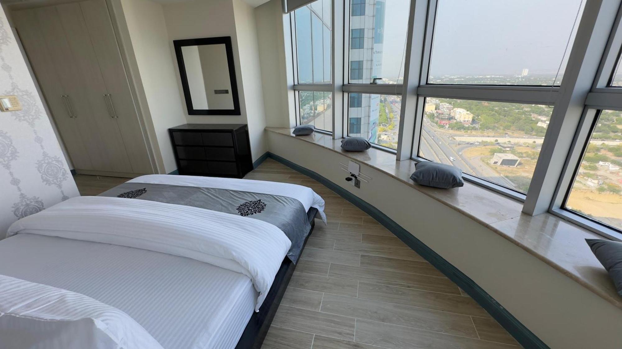 Centaurus Apartments Islamabad Ngoại thất bức ảnh